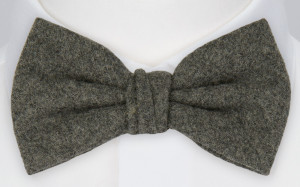 BURTON pre-tied bow tie