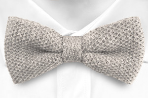 CHILLA Grey pre-tied bow tie