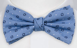 DELICATEDOT LIGHT BLUE pre-tied bow tie