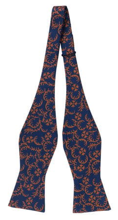 DRESSTOKILL NAVY self-tie bow tie