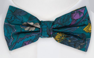 GROWINGONME TURQUOISE pre-tied bow tie