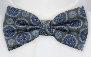 HUNKYMAN MOSS GREEN pre-tied bow tie