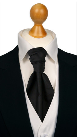 SOLID Black pre-tied cravat