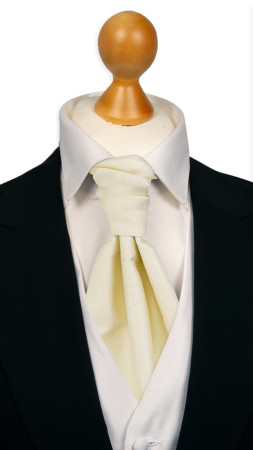 SOLID Off white pre-tied cravat