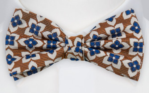 OURUNITY CINNAMON pre-tied bow tie