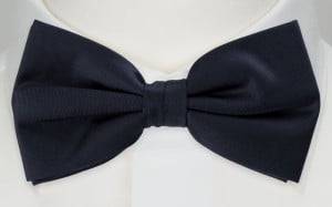 SOLID DARK NAVY pre-tied bow tie