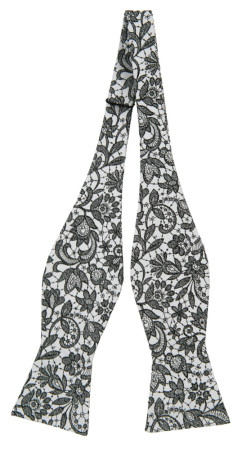 VIGSEL WHITE BLACK self-tie bow tie