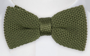YARNOVER HAZEL GREEN pre-tied bow tie