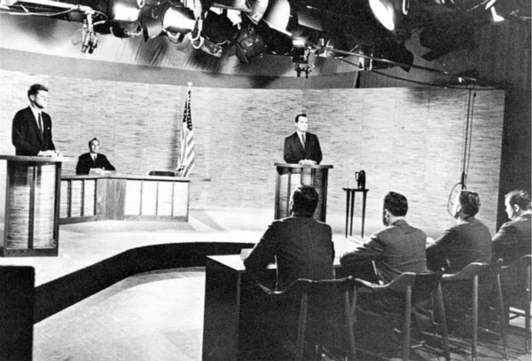 Ties and presidential debates