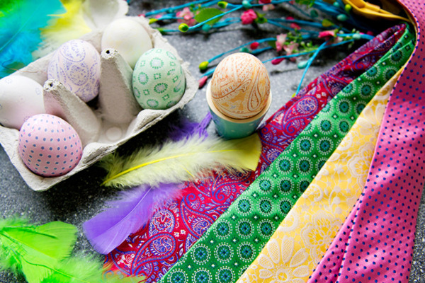 Turn old neckties into beautiful easter eggs